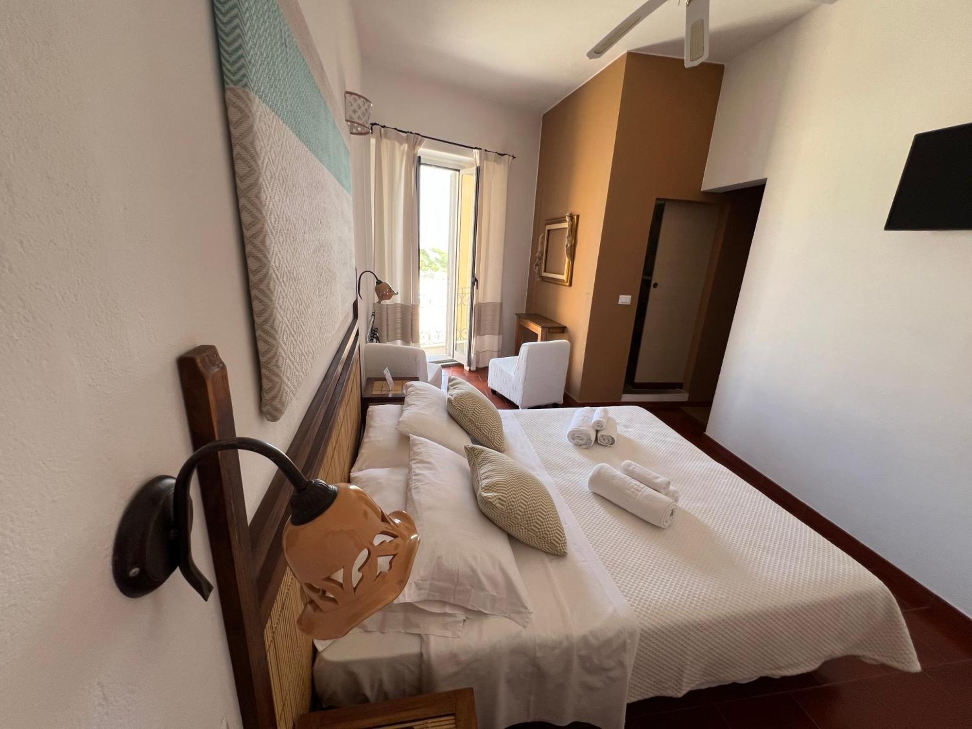 Hotel Da Cecco サンタ・テレーザ・ガッルーラ エクステリア 写真